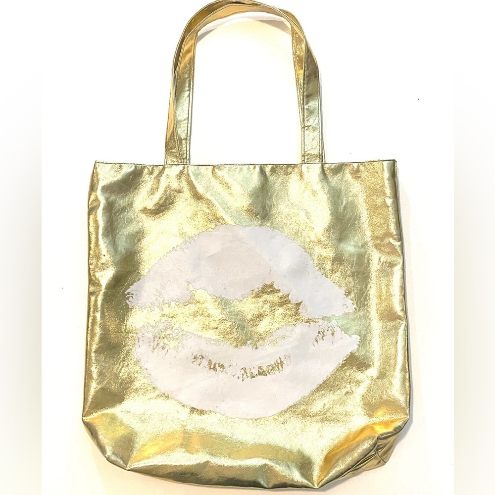 Gold tote bag.